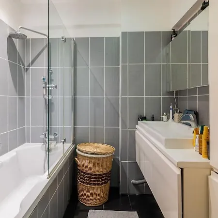 Luxury Near Eiffel Tower 2 Bedrooms * Paris