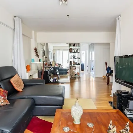 Luxury Near Eiffel Tower 2 Bedrooms *