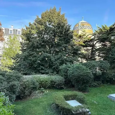Apartment Luxury Near Eiffel Tower 2 Bedrooms